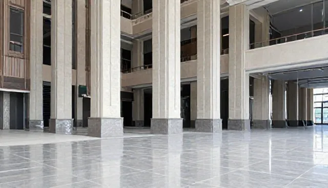 包车服务选型建议：避免常见误区，提升业务效率